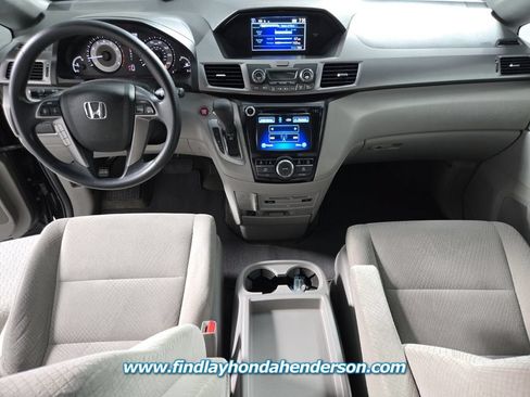 Used 2016 Honda Odyssey SE image 17