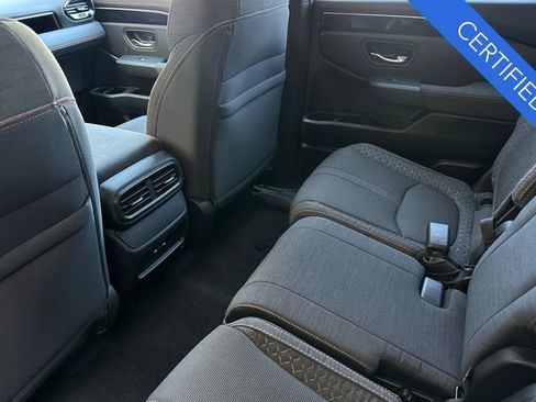 Certified 2025 Honda Pilot Sport image 13