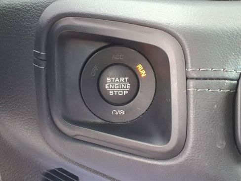 Certified 2024 Jeep Wrangler Unlimited Sahara AWD/4WD image 9