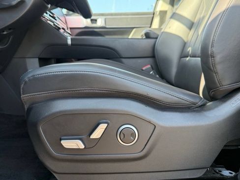Used 2025 Hyundai Santa Fe XRT AWD/4WD image 9