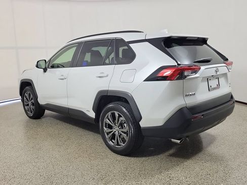 Used 2025 Toyota RAV4 XLE Premium w/ Weather Package AWD/4WD image 7