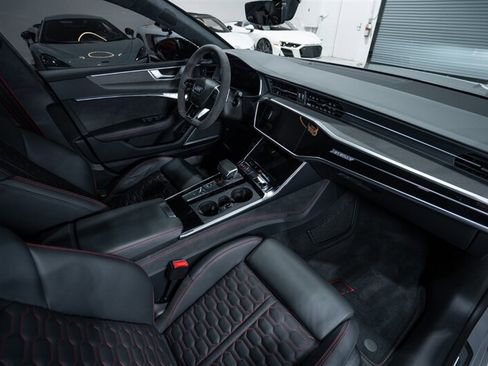 Used 2023 Audi RS 7 Sportback AWD/4WD image 36