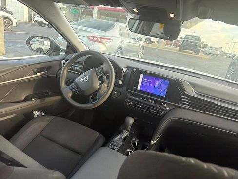 Used 2025 Toyota Camry LE w/ Convenience Package FWD image 6