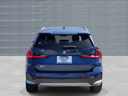 Used 2025 BMW X1 xDrive28i image 4