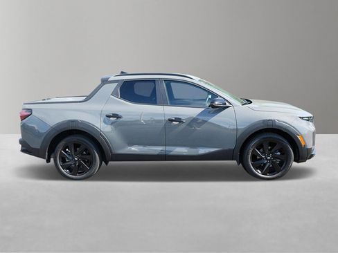 Used 2023 Hyundai Santa Cruz Night AWD/4WD image 3