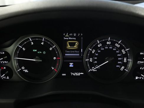 Used 2018 Toyota Land Cruiser AWD/4WD image 25