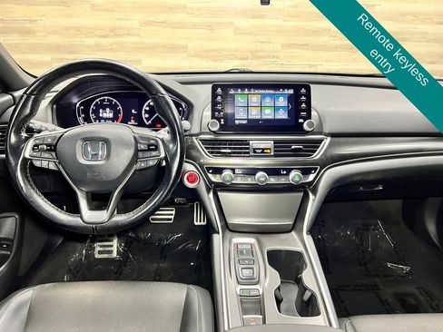 Used 2022 Honda Accord Sport image 2