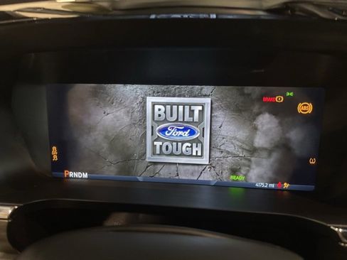 Used 2025 Ford F150 Lariat w/ Equipment Group 501A Mid image 15