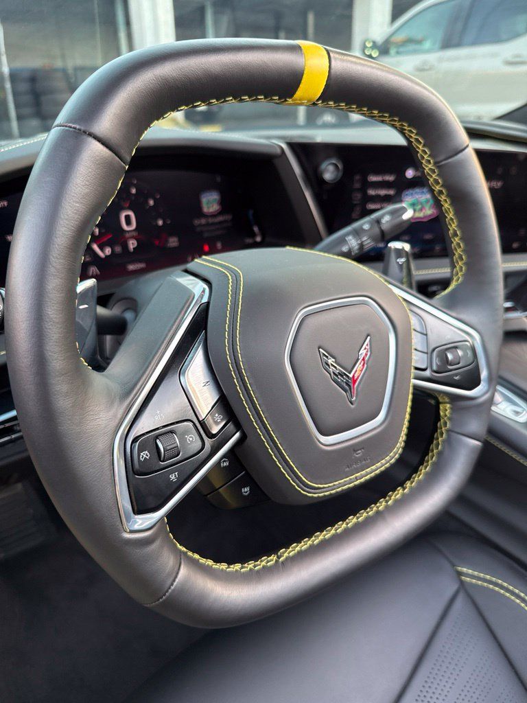 Used 2026 Chevrolet Corvette Stingray Premium Conv w/ Z51 Performance Package RWD image 27