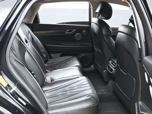 Used 2023 Genesis Electrified G80 image 38