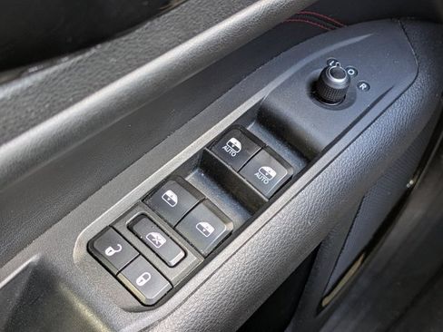 Used 2023 Jeep Compass Trailhawk image 30