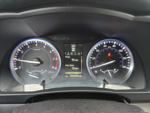 Used 2015 Toyota Highlander Limited AWD/4WD image 9