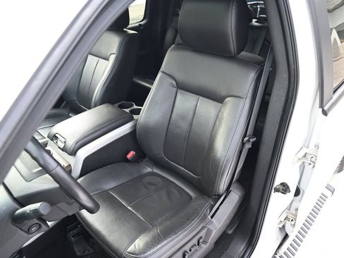 Used 2014 Ford F150 Lariat w/ Equipment Group 502A Luxury image 21