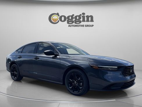 New 2025 Honda Accord SE image 8