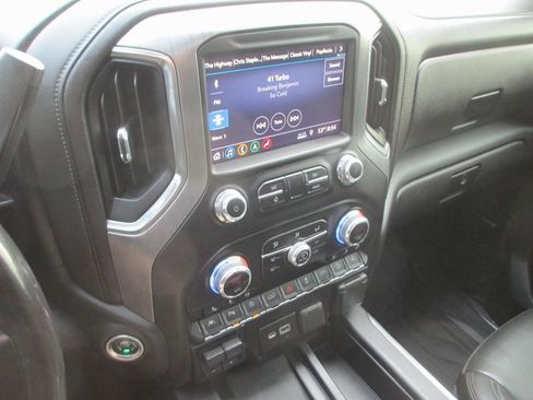 Used 2019 GMC Sierra 1500 Denali w/ Denali Ultimate Package image 31