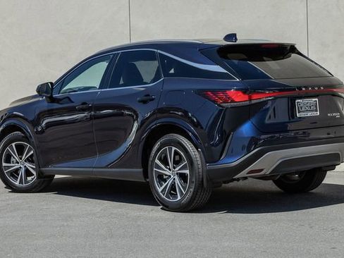 Used 2023 Lexus RX 350 w/ Accessory Package (2T) AWD/4WD image 3