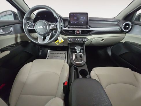 Used 2023 Kia Forte LXS w/ LXS Technology Package image 10