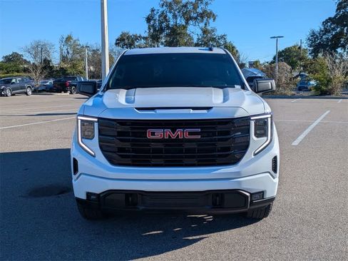 Used 2025 GMC Sierra 1500 Elevation w/ Preferred Package image 8