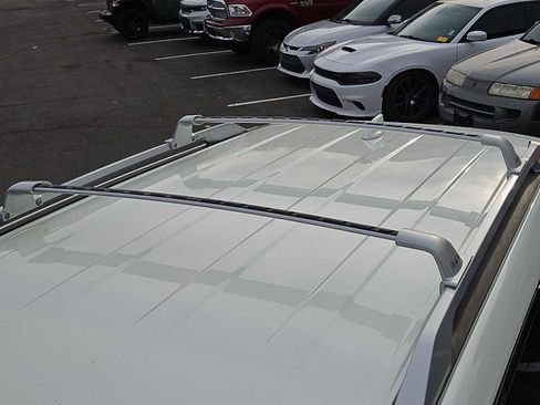 Used 2024 Nissan Pathfinder SL image 53