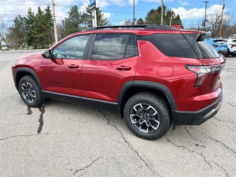 New 2026 Chevrolet Equinox ACTIV AWD/4WD image 3