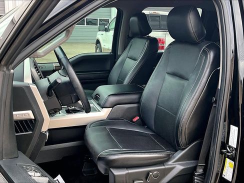 Used 2016 Ford F150 Lariat image 7