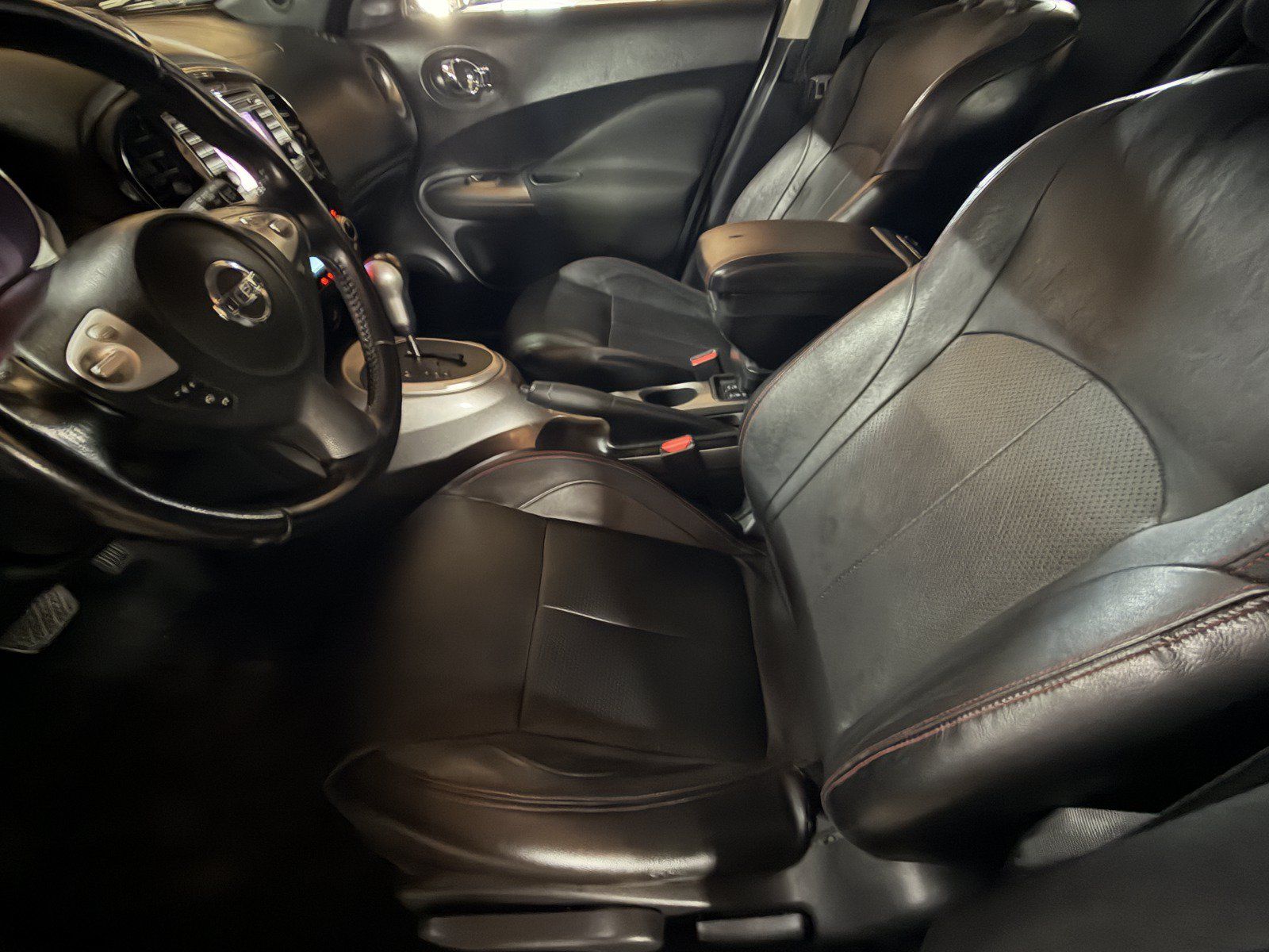 Used 2012 Nissan Juke SL FWD image 12