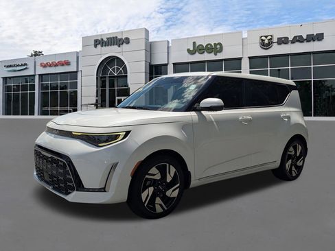 Used 2023 Kia Soul GT-Line w/ GT-Line Technology Package FWD image 7