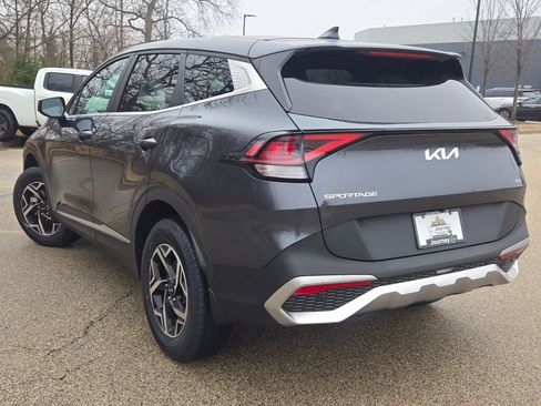 Used 2023 Kia Sportage LX image 13