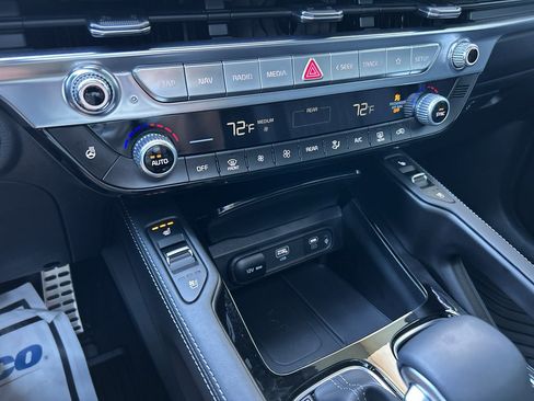 Certified 2025 Kia Telluride SX X-Line AWD/4WD image 25