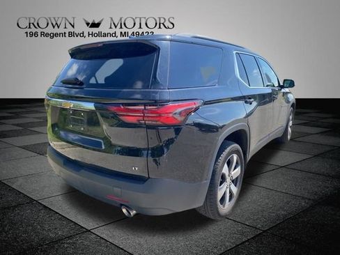 Used 2023 Chevrolet Traverse LT w/ LT Premium Package AWD/4WD image 13