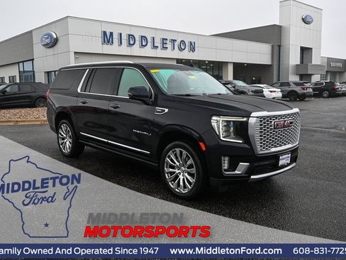 Used 2023 GMC Yukon XL Denali image 1