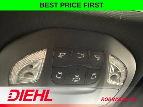 New 2027 Chrysler Pacifica Select w/ Family Tech Group FWD image 39