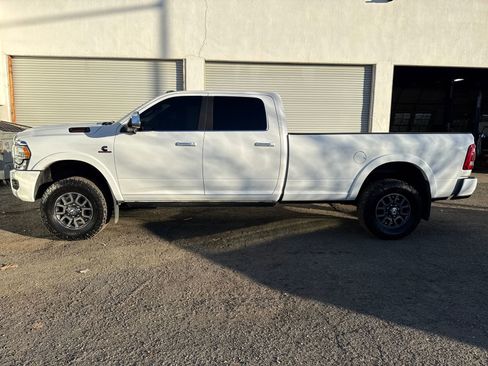 Used 2022 RAM 3500 Limited image 2