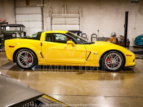 Used 2008 Chevrolet Corvette Z06 w/ Preferred Equipment Group RWD image 29