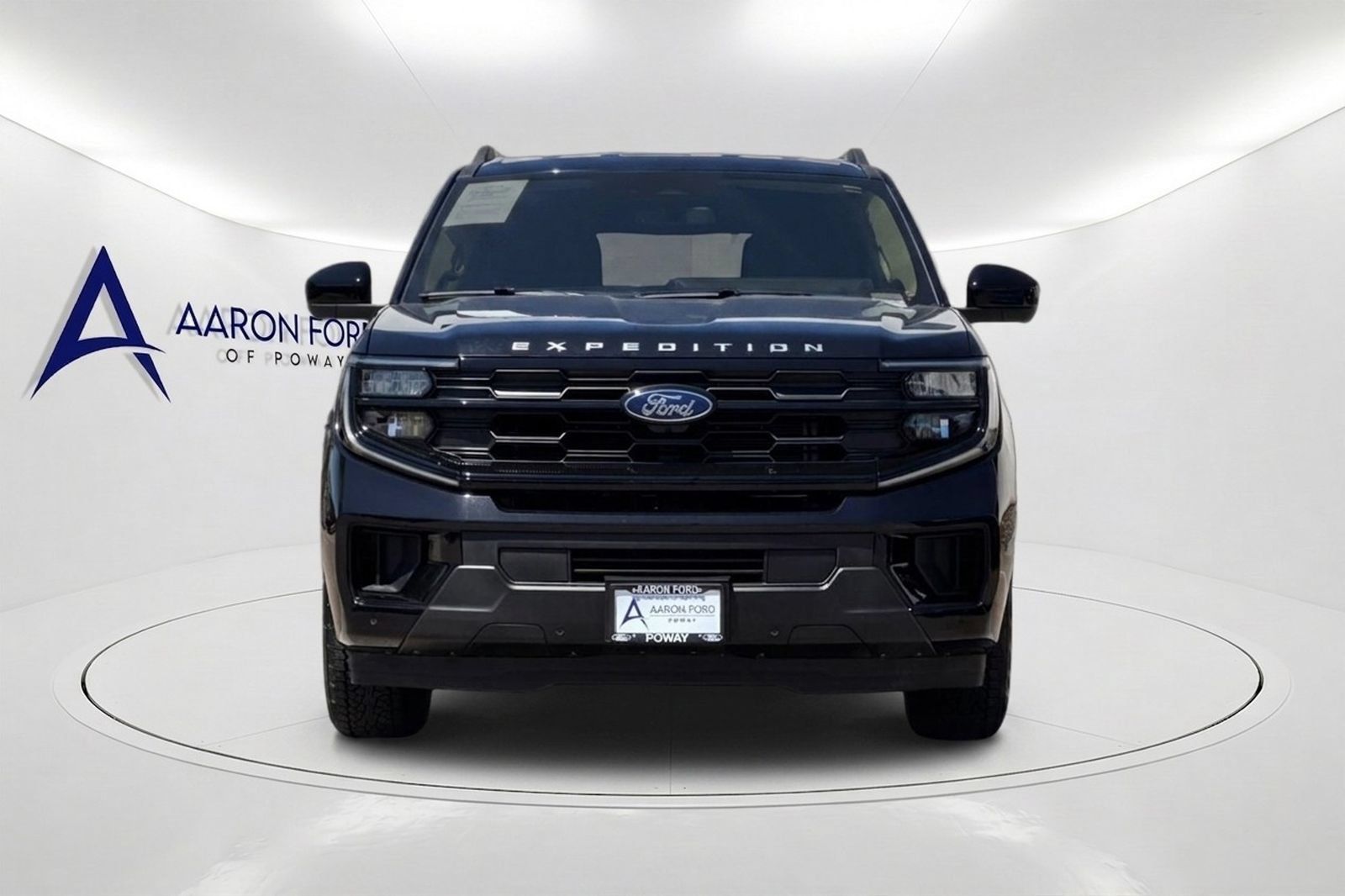 Used 2025 Ford Expedition Active RWD image 9