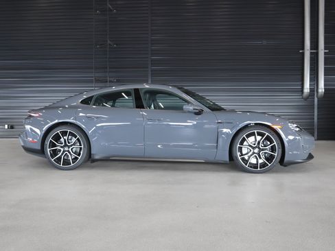 New 2026 Porsche Taycan AWD/4WD image 12