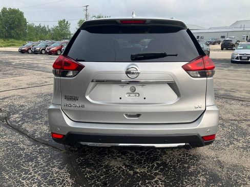 Used 2020 Nissan Rogue SV FWD image 4