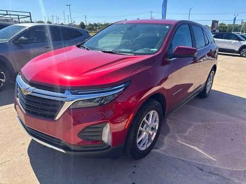 Used 2024 Chevrolet Equinox LT w/ LPO, Floor Liner Package FWD image 6
