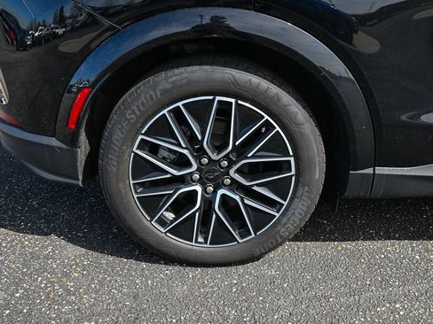 Certified 2025 Ford Mustang Mach-E Premium image 14