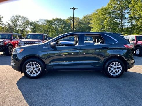 Certified 2024 Ford Edge SEL w/ Convenience Package AWD/4WD image 11