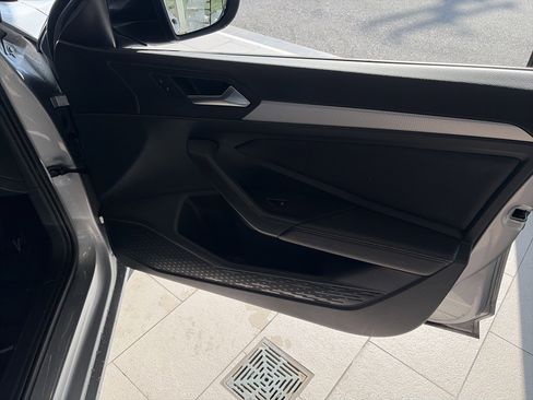 Certified 2023 Volkswagen Jetta Sport image 28