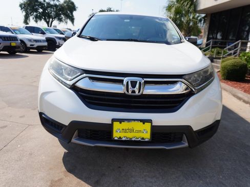 Used 2017 Honda CR-V LX image 2
