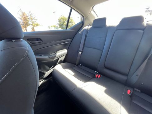 Used 2025 Nissan Altima 2.5 SV image 38