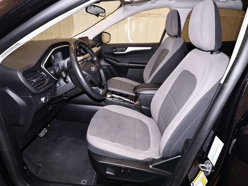 Certified 2022 Ford Escape SE w/ SE Sport Appearance Package AWD/4WD image 16