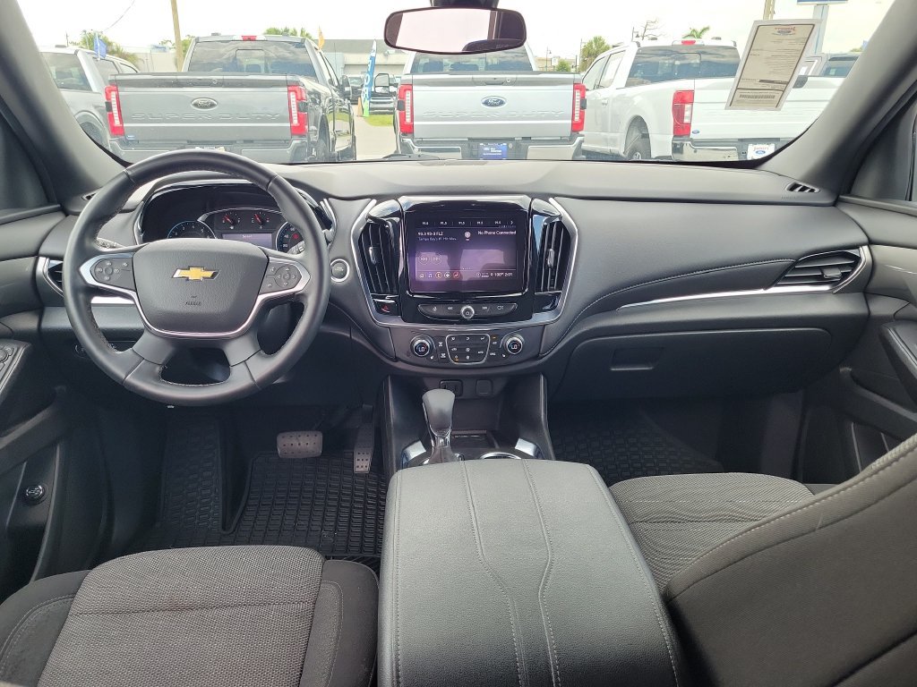 Used 2023 Chevrolet Traverse LT FWD image 14