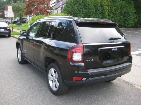 Used 2016 Jeep Compass Sport w/ Power Value Group AWD/4WD image 4