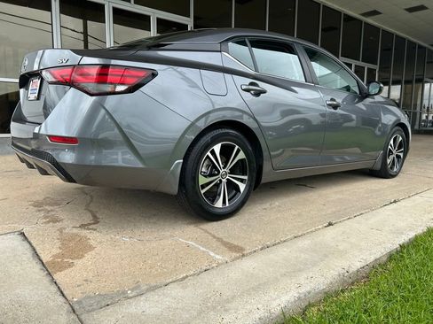 Used 2022 Nissan Sentra SV FWD image 7