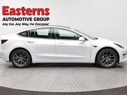 Used 2018 Tesla Model 3 Long Range image 4