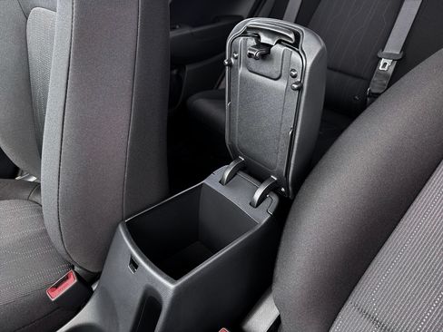 New 2026 Hyundai Venue SE FWD image 18