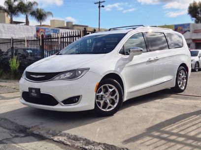 Used 2018 Chrysler Pacifica Limited